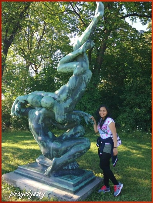 Zeus og Io, another sculpture outside the art center