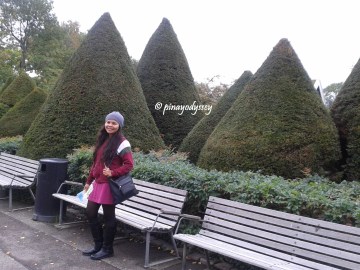 One of the zoo's little gardens