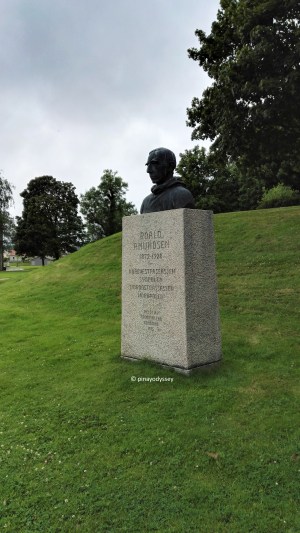 Roald Amundsen's monument in Fredrikstad