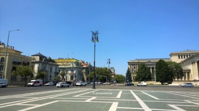 The Heroes' Square