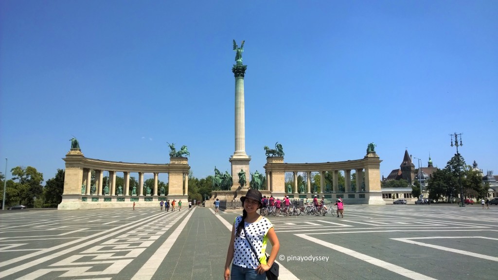 BUDAPEST: Pearl of the Danube (A walking day tour to the House of Terror, Heroes’ Square, Széchenyi Thermal Bath, National Museum, Central Market,&nbsp;etc.)