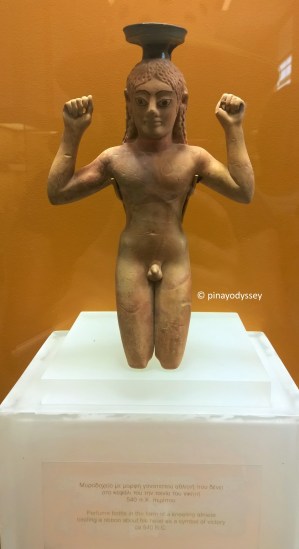 A perfume bottle from 540 BC