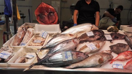 Fresh fish at Mercado Municipal Nuestra Señora de África La Recova